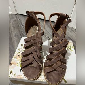 Taupe/Lavender Block Heels